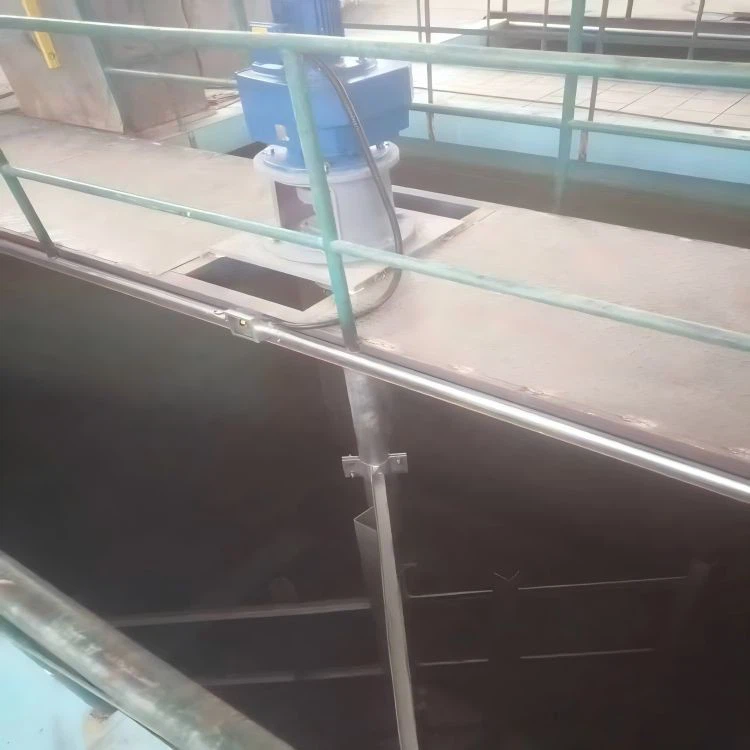 vertical impeller mixer for wastewater